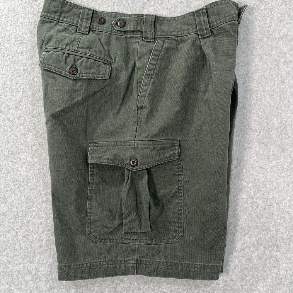 Vintage Natural Issue Shorts Mens 34 fits 31x7  100% cotton Canvas army green